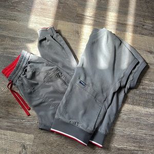 Mediclo Scrub Set XS - Gray colored and great pre owned condition, no flaws.